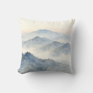 Almofada Paisagem em Aquarela da Montanha Nebulosa