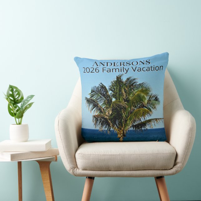 Almofada Palm Tree & Ocean Photo | Custom Family Name/Year (Cadeira)