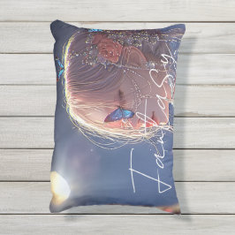 Almofada Para Ambientes Externos Garota de Fantasia Estética / Sombria