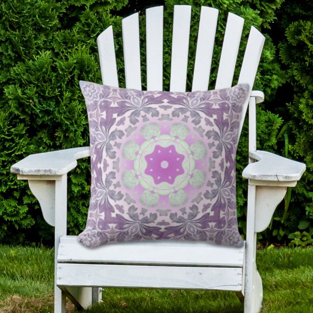 Almofada Para Ambientes Externos Mama púrpura pastel de padrão cinzento abstrato (abstract chic girly pattern pastel purple damask throw pillow)