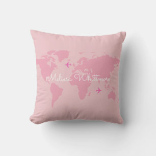 Almofada Para Ambientes Externos mapa do mundo rosa e aviões, personalizado
