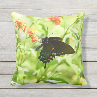 Almofada Para Ambientes Externos Throwpillow exterior da borboleta