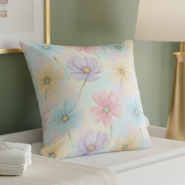 Almofada Pastel Watercolor Bloom (Criador carregado)