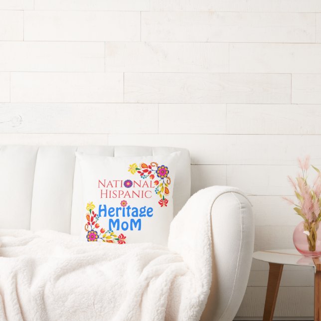 Almofada Patrimônio Nacional Hispânico Mês | Mãe Orgulhosa (Sofá)