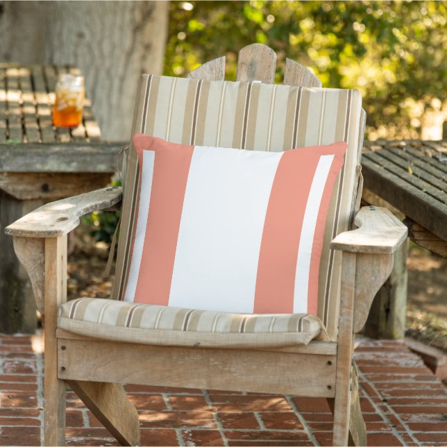 Almofada Peach + Bloco de Cor Branco (Cadeira)