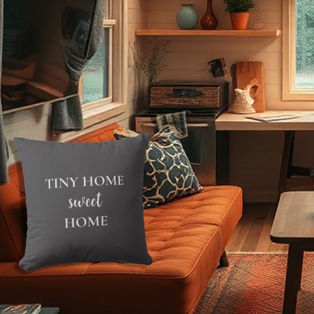Almofada Pequeno e russo home doce home script (Rustic tiny home sweet home script throw pillow.
You can add your own text to personalize.)