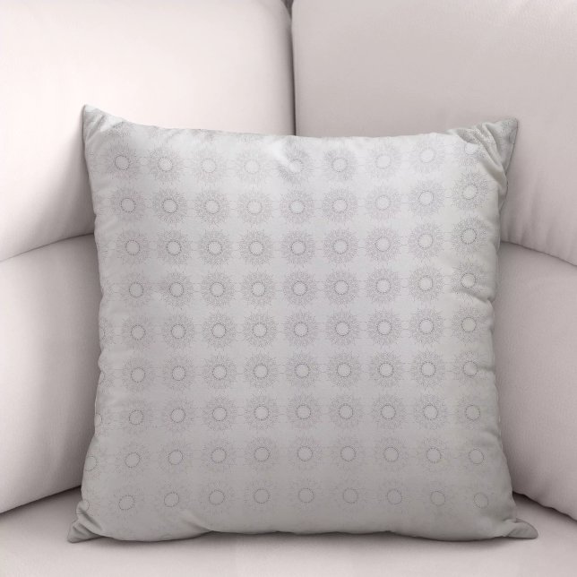 Almofada Pequeno floral branco caído no padrão rural (Criador carregado)