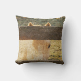 Almofada Pequim Através Da Cerca