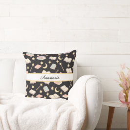 Almofada Personalized Bookish Girl Wizard Magic Name Dark