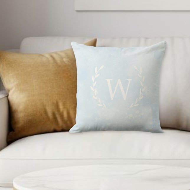 Almofada Personalized Decorative Pillow, White Initial (Criador carregado)