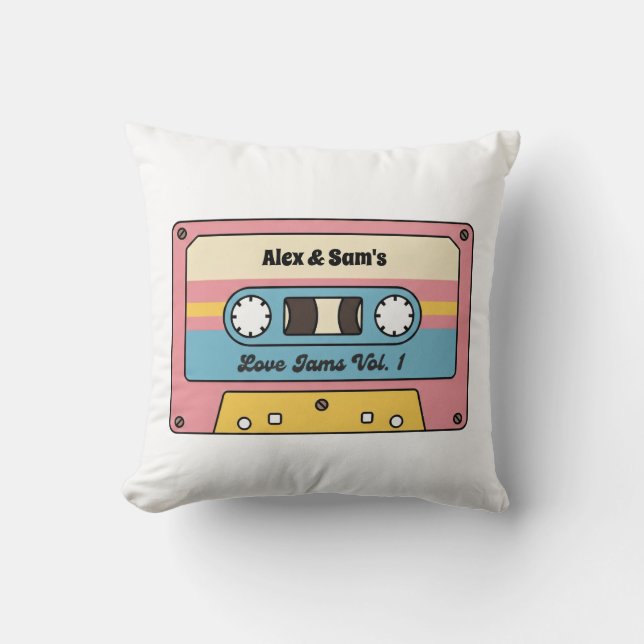Almofada Personalized Love Jams Cassette Tape – Custom Name (Frente)