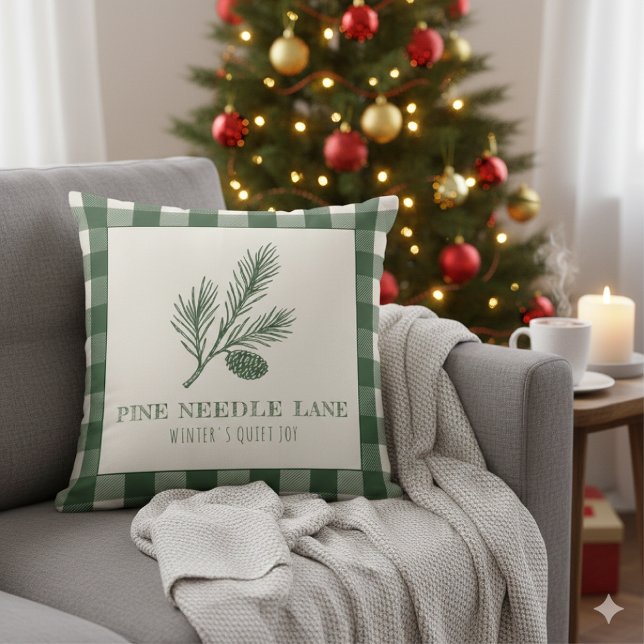 Almofada Pine Needle Lane-Pinecone Print & Gingham Border (Criador carregado)