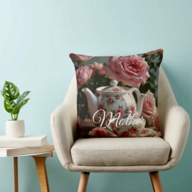 Almofada Pink Cabbage Rose Tea Throw Pillow (Criador carregado)