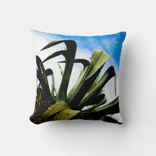 Almofada Planta grande verde-azul com céu azul brilhante