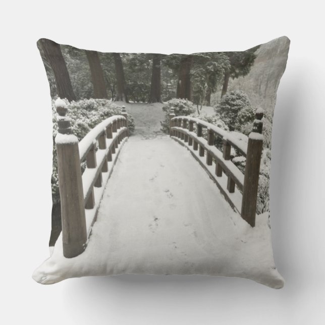 Almofada Ponte da lua coberta de neve, Jardim Japonês (Frente)