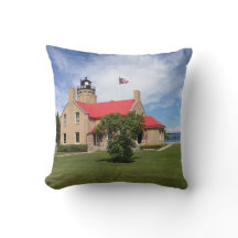 Ponte velha do farol do ponto de Mackinac