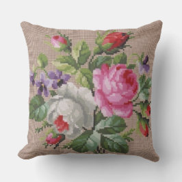 Almofada Ponto Cruz Floral Rosa e Branco Vintage