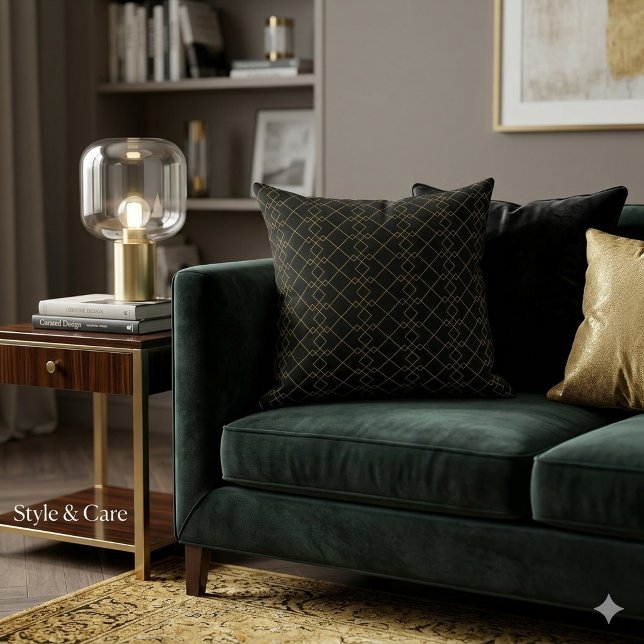 Almofada Preta Única com Desenho de Caixa Dourada (Unique Black Throw Pillow Featuring Gold Box Design)