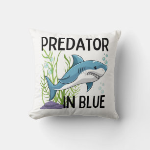 Almofada pretator em azul, tubarão, estilo de desenho anima