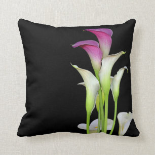 Almofada Preto do buquê do lírio de Calla