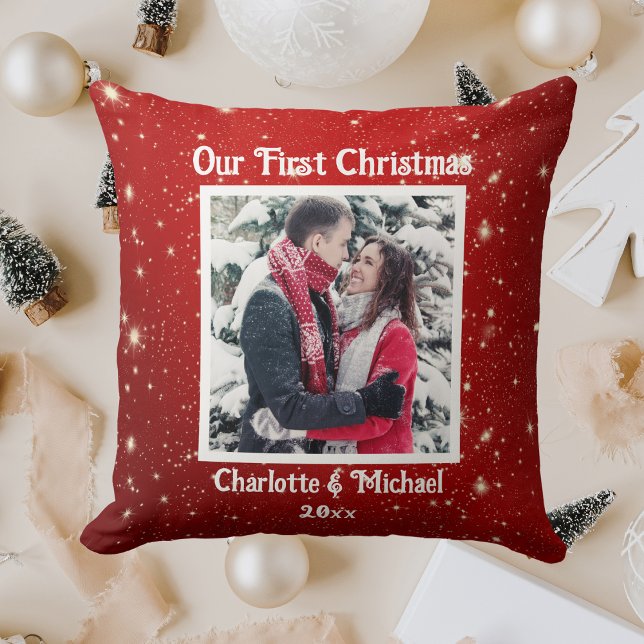 Almofada Primeira Foto de Natal, Adicionar Nomes (First Christmas Photo, Add Names Throw Pillow)