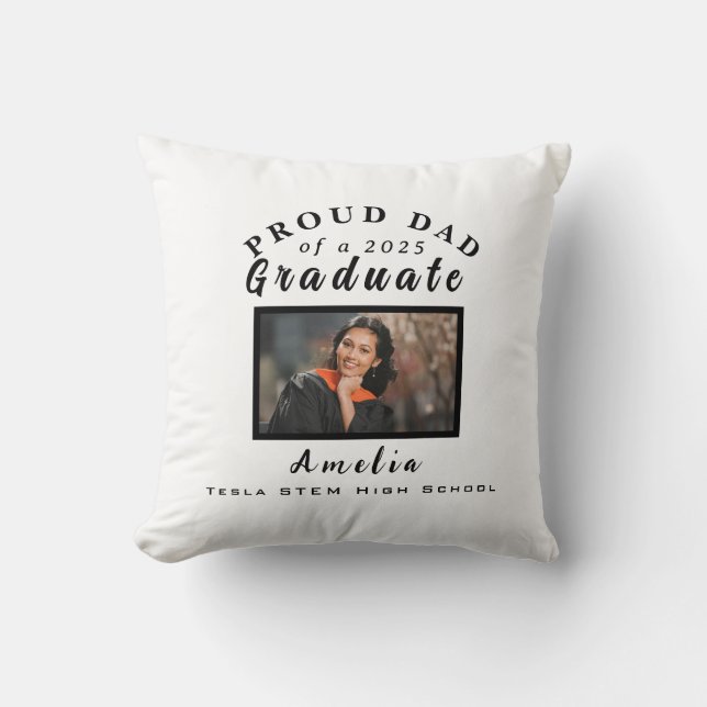 Almofada Proud Dad Graduation 2025 Custom Photo Gift  (Frente)