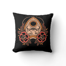 Almofada Quadrada com Tatuagem de Planchette Old S