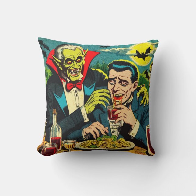 Almofada Quadrinhos de Terror Vampiro Vintage (Frente)