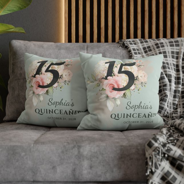 Almofada Quinceanera Pink Floral Blogue 15 de Aniversário (Floral Quinceanera 15th Birthday Party Decoration Throw Pillow)