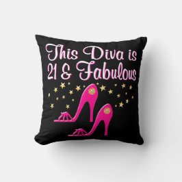 ALMOFADA RAINHA DE CALÇADO DE 21 ANOS