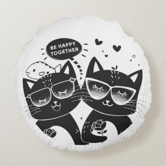 Almofada Redonda В lindos gatos com rosas e inscrições BEHAPPY
