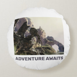 Almofada Redonda Adventure Awaits. Fantasy landscape