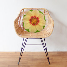 Amarelo Dahlia na Floral Verde