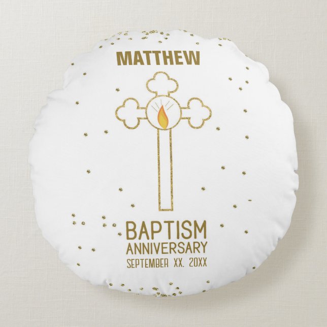 Almofada Redonda Aniversário da Cruz Dourada Batismo Personalizada (Frente)