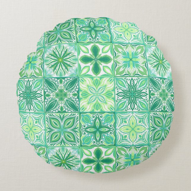 Almofada Redonda azulejos ornamentados em verde e branco (Frente)