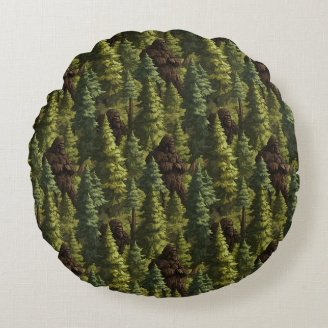 Almofada Redonda Bigfoot Hiding In A Pine Tree Forest (Frente)