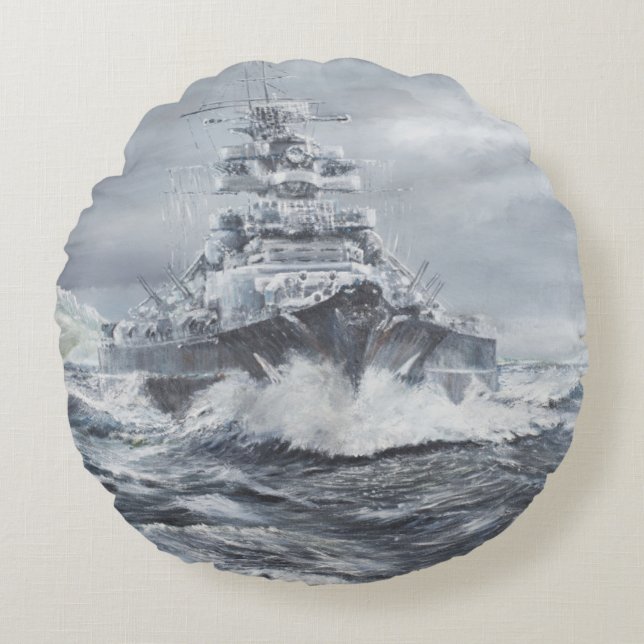 Almofada Redonda Bismarck fora da costa 1900hrs 23rdMay de (Frente)