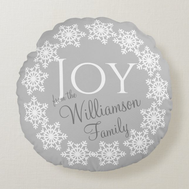 Almofada Redonda Cinzas de Prata Brancas Floco de Neve Família de N (Frente)