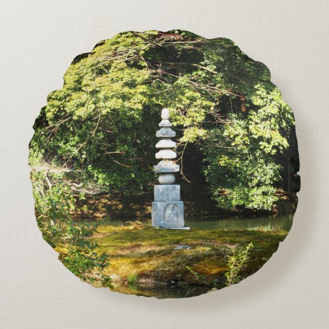 Almofada Redonda Cobra branco Pagoda / Hakuja No Tsuka (Frente)
