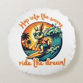 Almofada Redonda Coelho surfando navegando pelas ondas do oceano