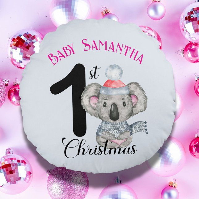 Almofada Redonda Cute Koala Baby Girl é a primeira guardiã de Natal (Criador carregado)