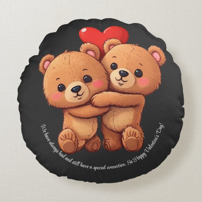 Almofada Redonda Dois desenhos animados abraçam. (Frente)