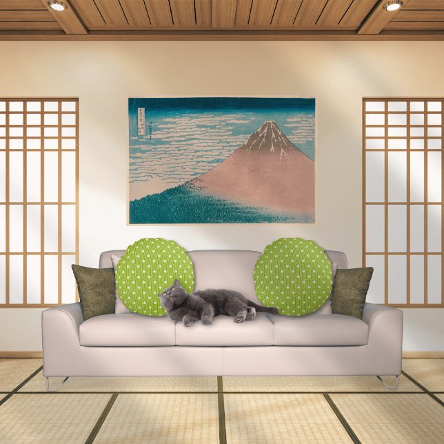 Almofada Redonda Dotty Delight Green (Dotty Delight Green Round Pillows on the sofa in the Japanese room.)