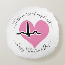 Enfermeiro pulsação do batimento cardíaco cor-de-r