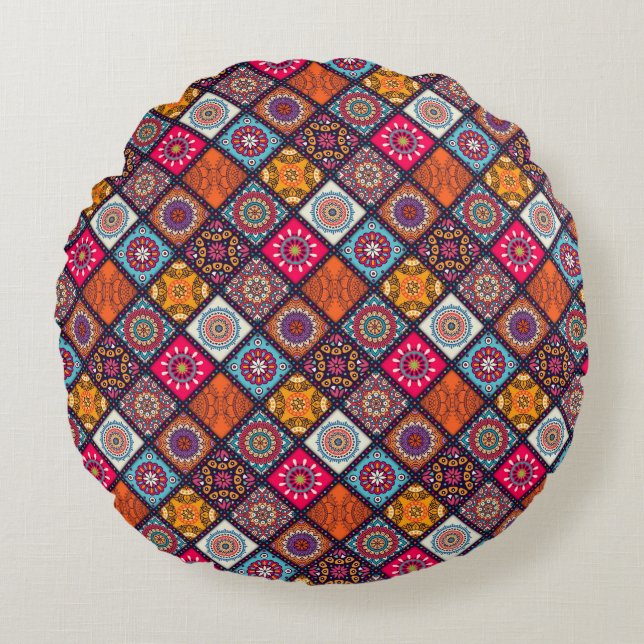 Almofada Redonda estilo boho colorido (Frente)
