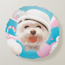 Fluffy Dog com White Hat