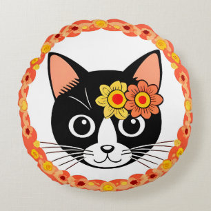 Almofada Redonda Gato Com Tocado Floral Cercado por Elementos Decor