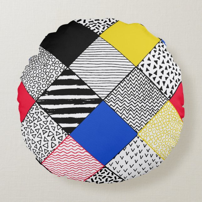 Almofada Redonda Hand Drawn Patchwork Background. Childish textured (Frente)