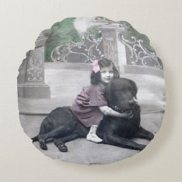 Almofada Redonda Menina e seu Cachorro