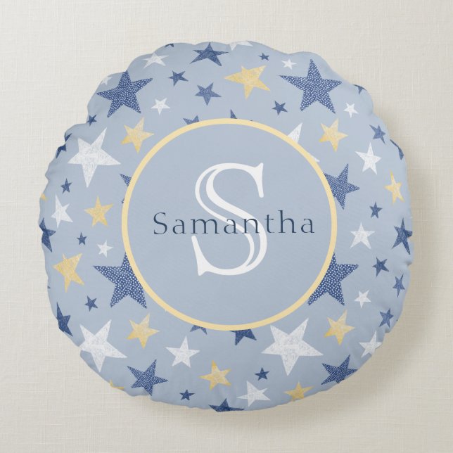 Almofada Redonda Monograma Personalizado de Estrelas de Inverno Azu (Frente)